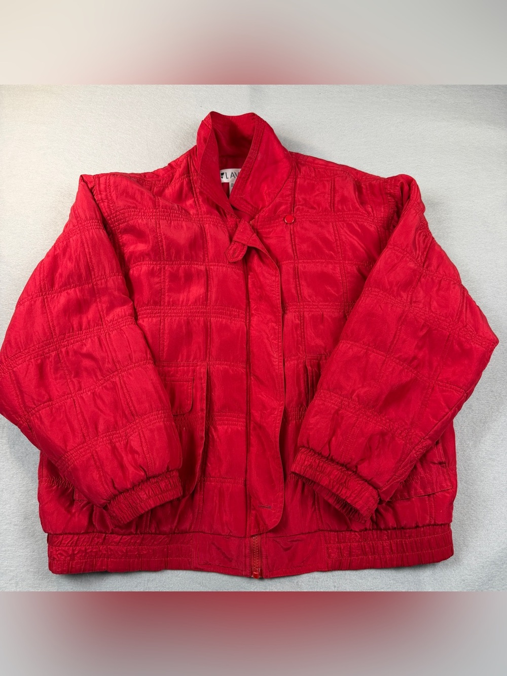 Vintage 80s Lavon Red Bomber Jacket 100% Silk Oversized Quilted Puffer Sz M